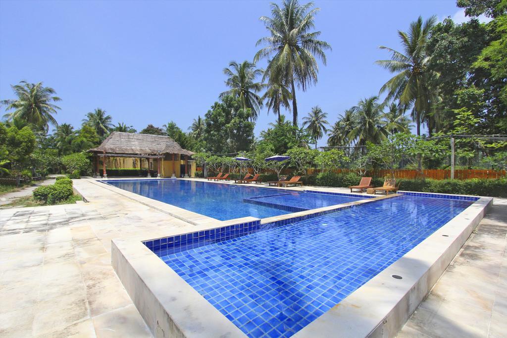 Keeree Waree Seaside Villa Bang Saphan Bagian luar foto